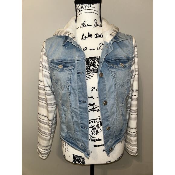 Wallflower Jackets & Blazers - WALLFLOWER Button Down Long‎ Sleeve Blue Hooded Denim Jean Jacket Women's Size M